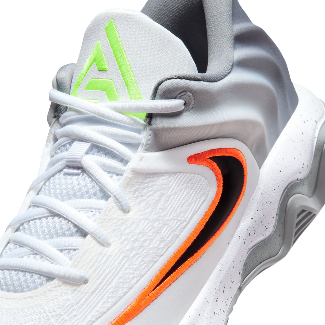 Nike Giannis Immortality 4 M