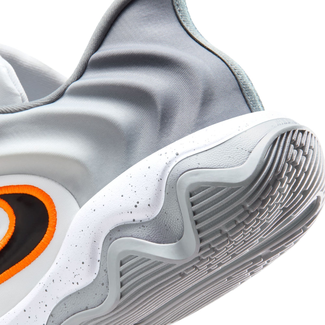 Nike Giannis Immortality 4 M