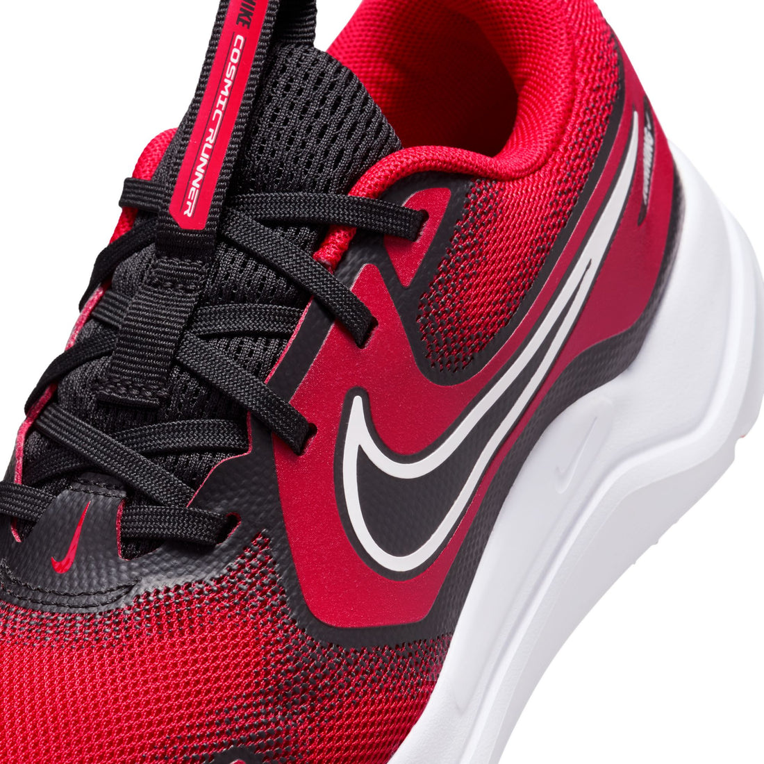 Nike Cosmic Runner