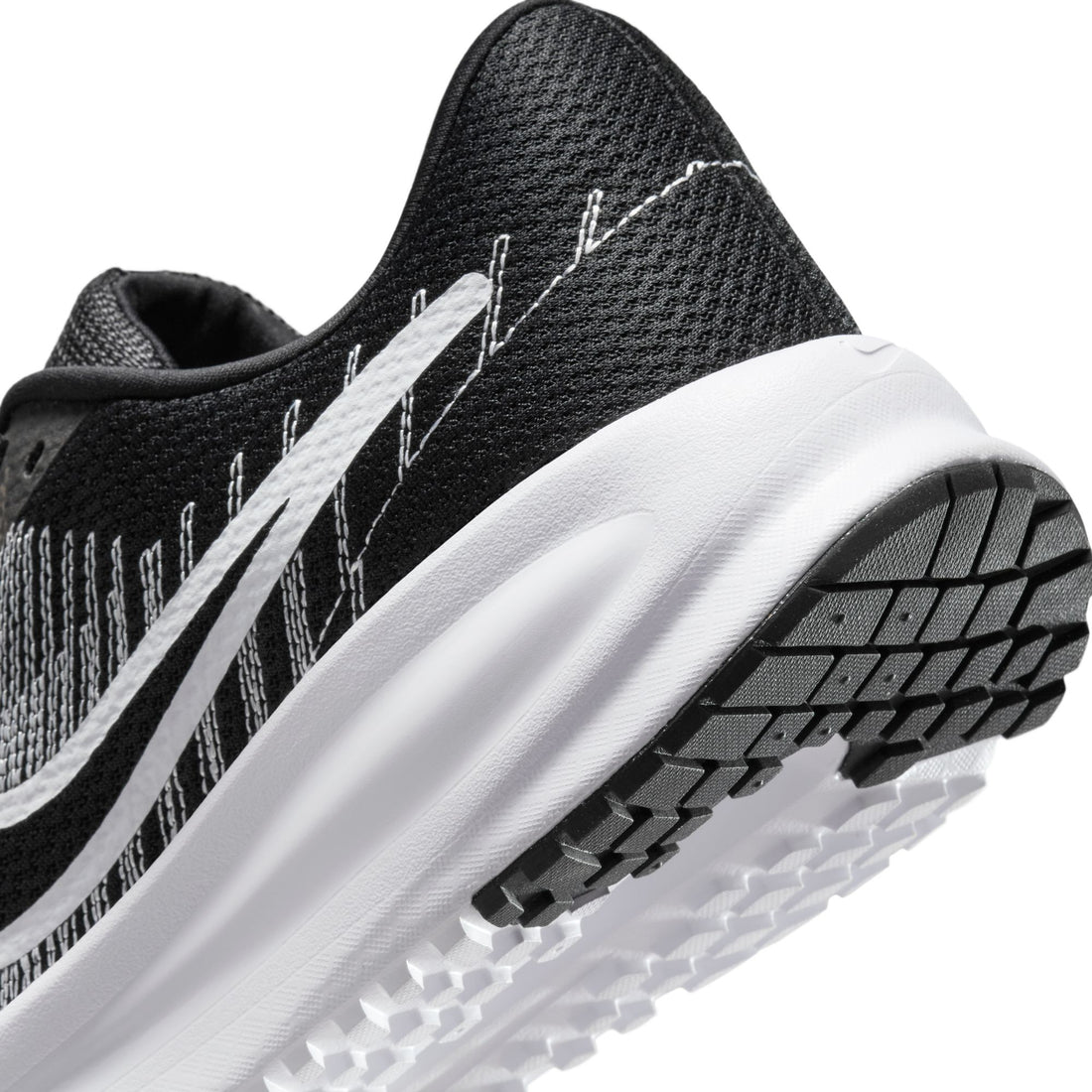 Nike Run Defy M