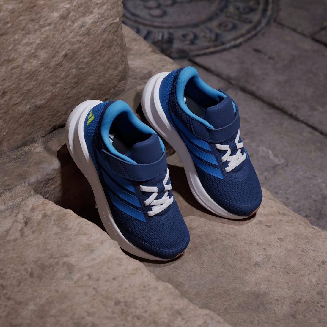 Adidas Runfalcon 6 EL C Kids Shoes Performance in blue - product view
