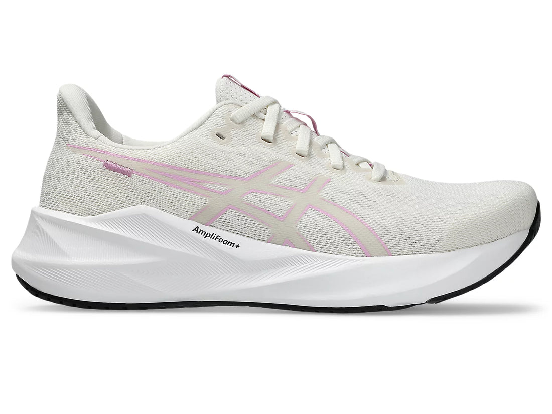 Asics Versablast 4 W Women Shoes Performance in white - product view