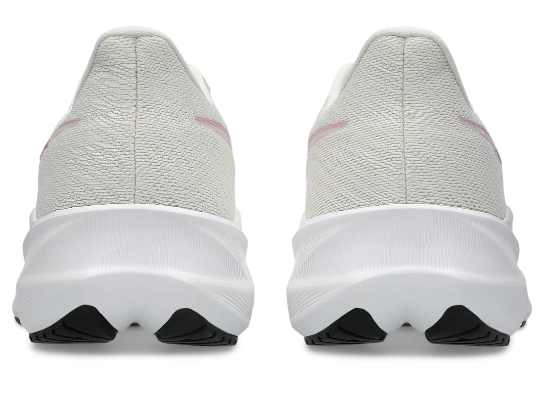 Asics Versablast 4 W Women Shoes Performance in white - product view
