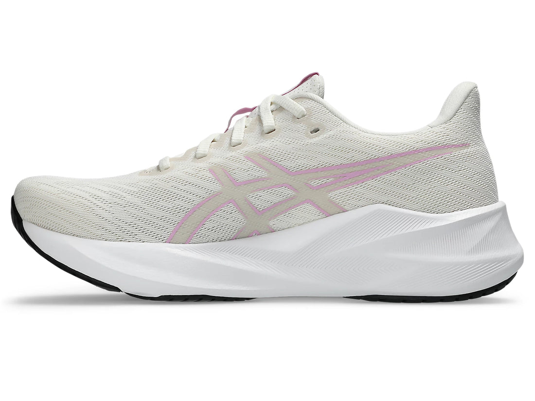 Asics Versablast 4 W Women Shoes Performance in white - product view