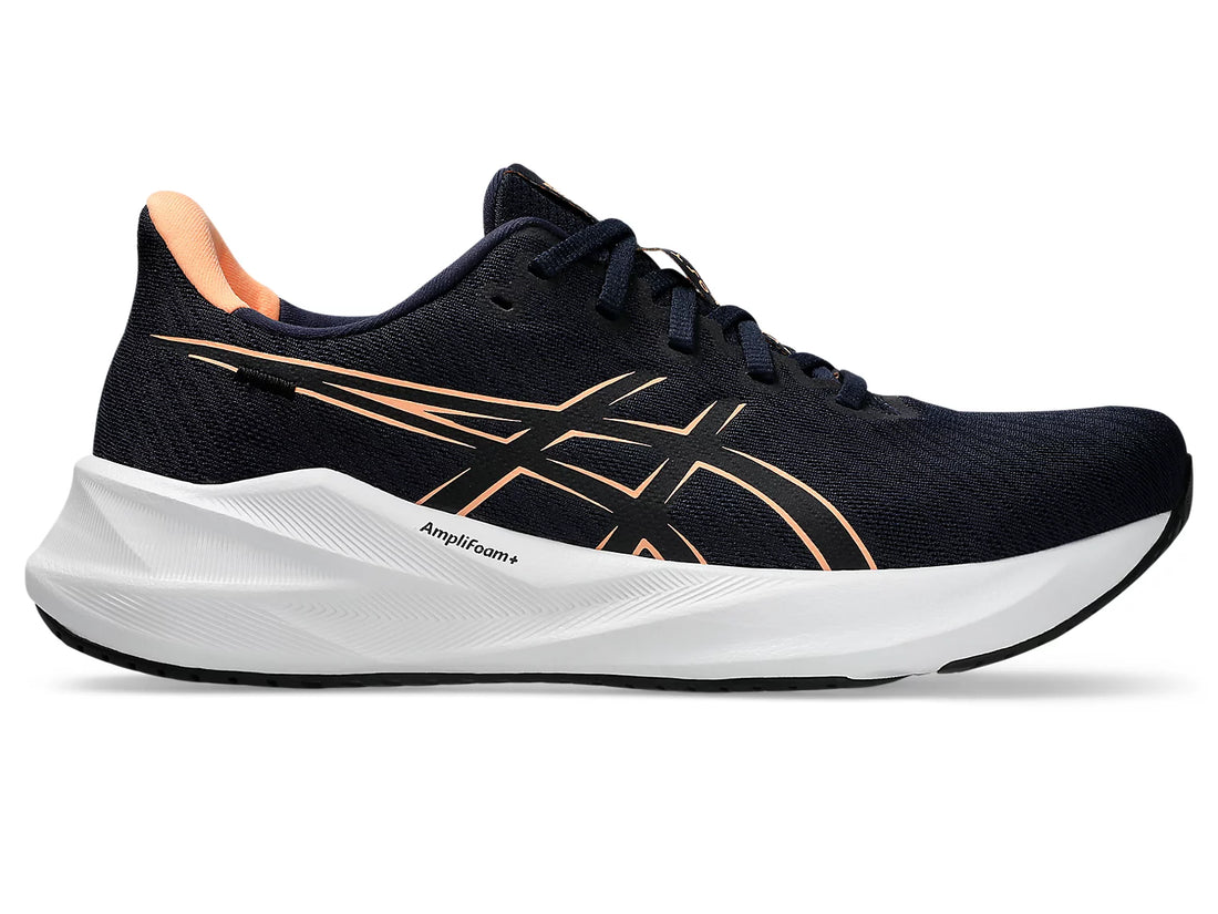 Asics Versablast 4 M Men Shoes Performance in black - product view