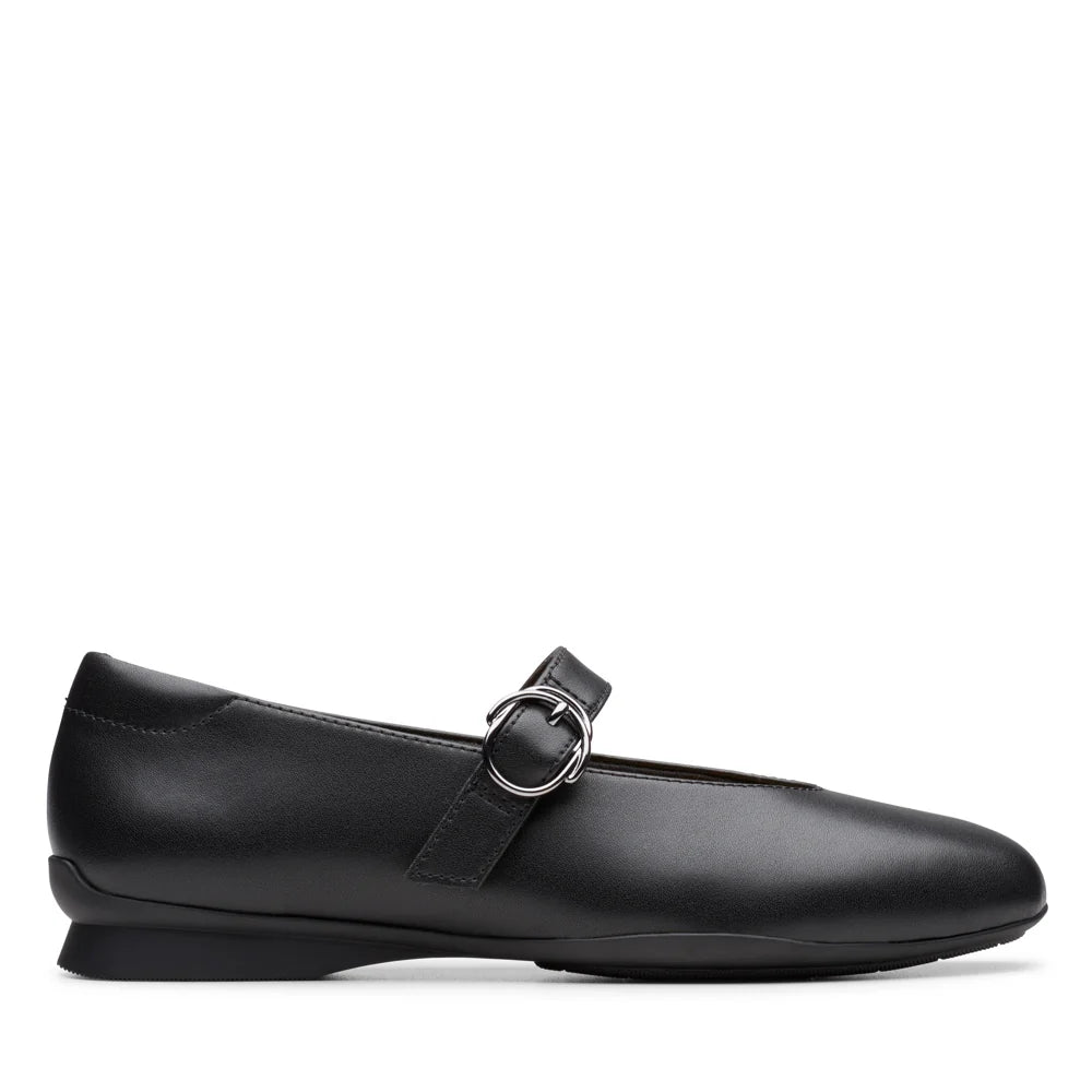 Clarks Jazmynn Iris Women Shoes Casual in black - product view