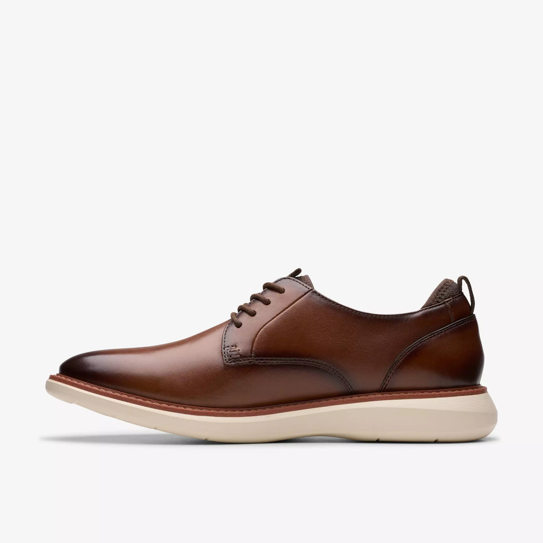 Clarks Brantin Plain Men Shoes Casual in Brown - product view