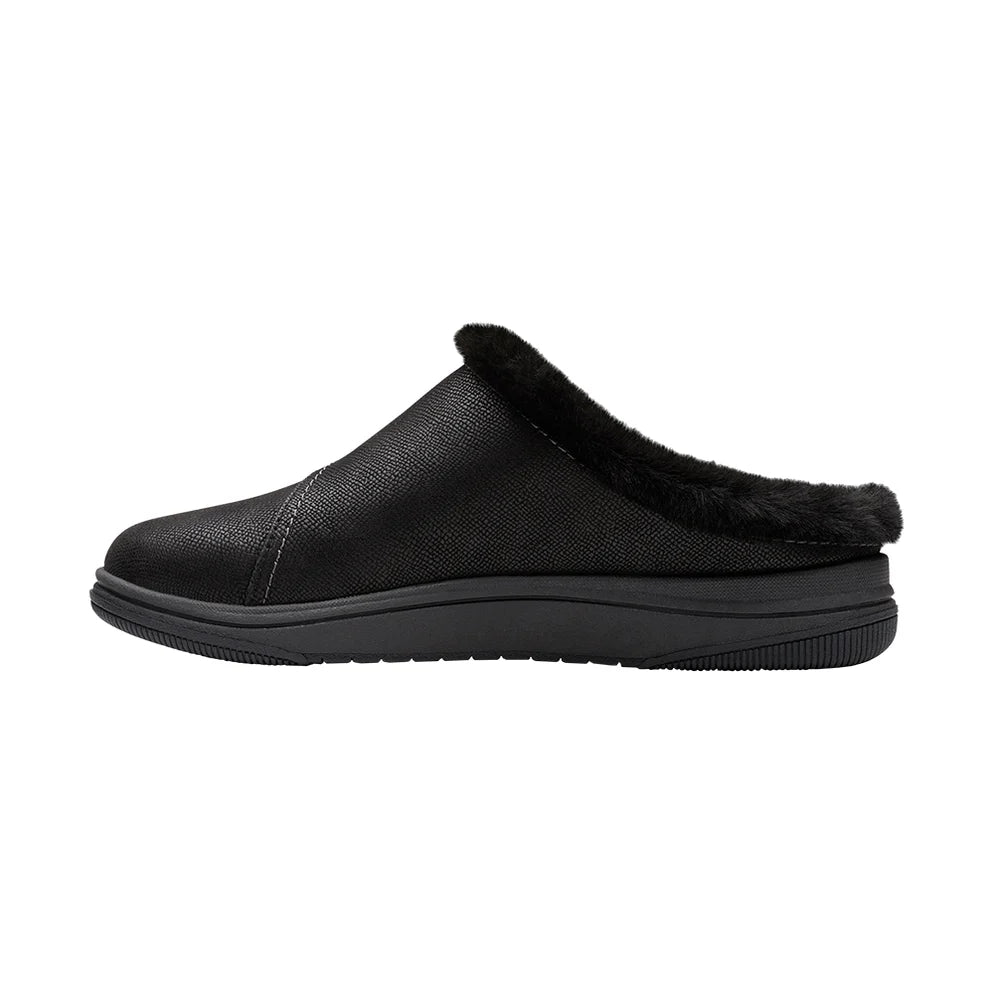 Clarks Breeze Myth Women Shoes Casual in black - product view