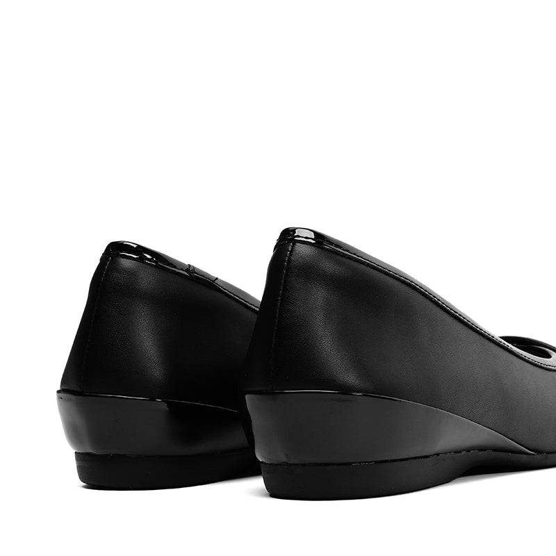 Clarks Cathrynn Luna Women Shoes Casual in black - product view