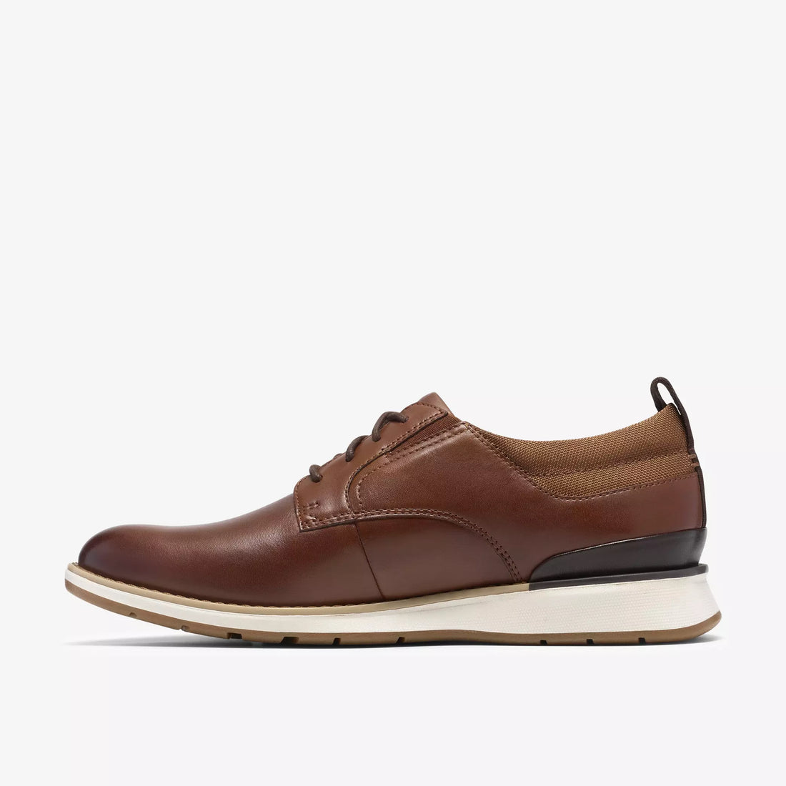 Clarks FlexHybrid Men Shoes Casual in brown - product view