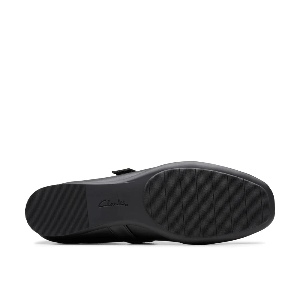 Clarks Jazmynn Iris Women Shoes Casual in black - product view