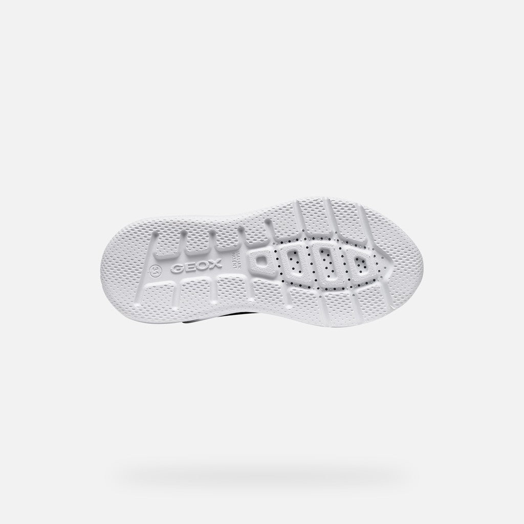  Geox J Sprintye Boy Kids Shoes Sneakers  in black - product view
