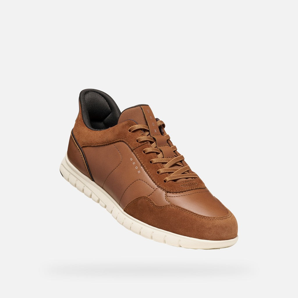 Geox U FlextrideZero Plus Men Shoes Casual in cognac - product view