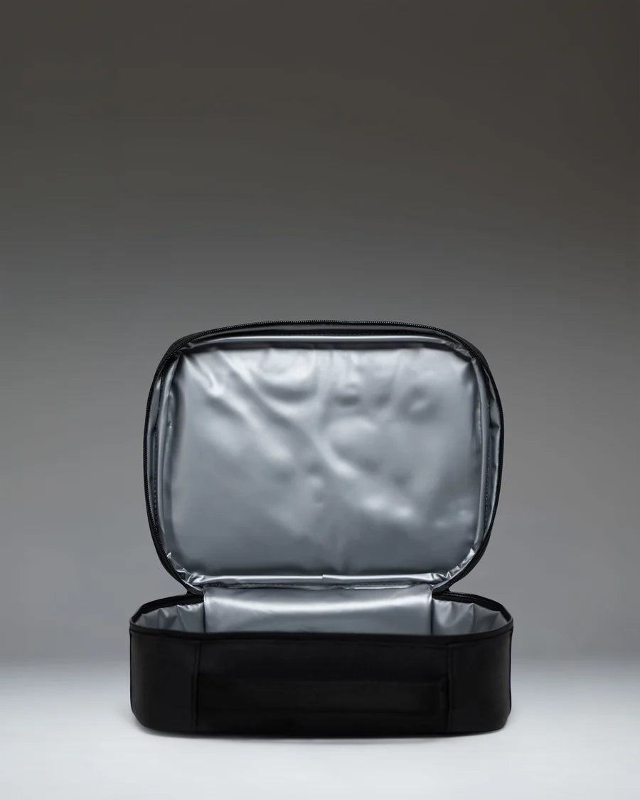 Herschel Herschel Pop Quiz Lunch Box Acc Bag School and work in Black  - Product view
