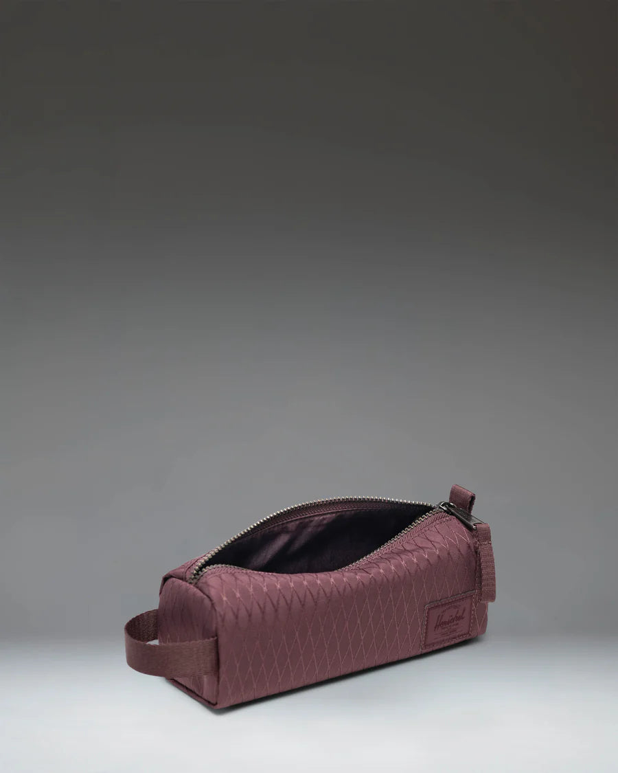 Herschel Herschel Settlement Pencil Case Acc Bag School and work in Berry  - Product view
