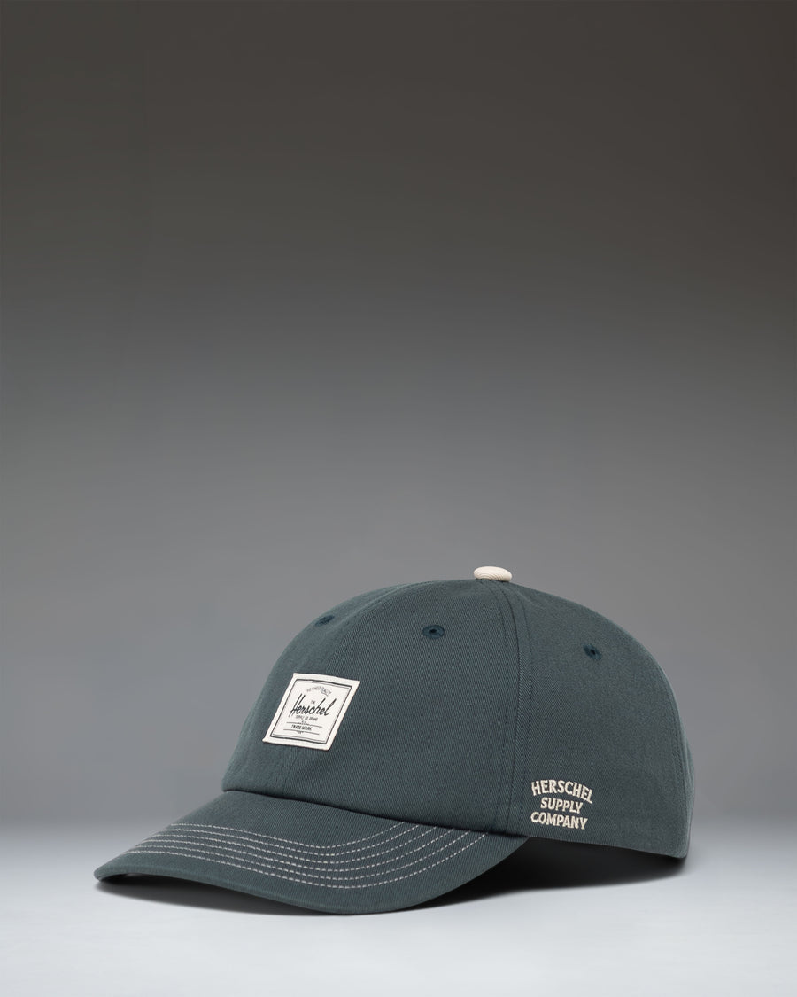Herschel Sylas Premium Cap Women Acc Hats in Green - Product view