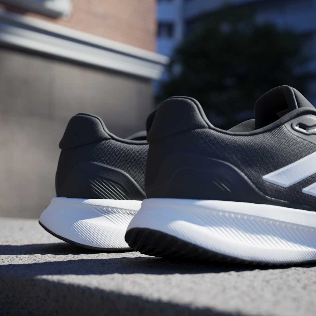 RUNFALCON 5 WIDE