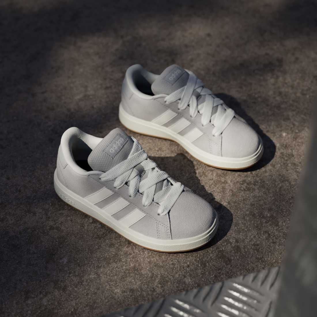 ADIDAS Grand Court 00s K Enfants Baskets et chaussures de sport GRIS DEUX/BLANC CASSÉ/GOMME 10