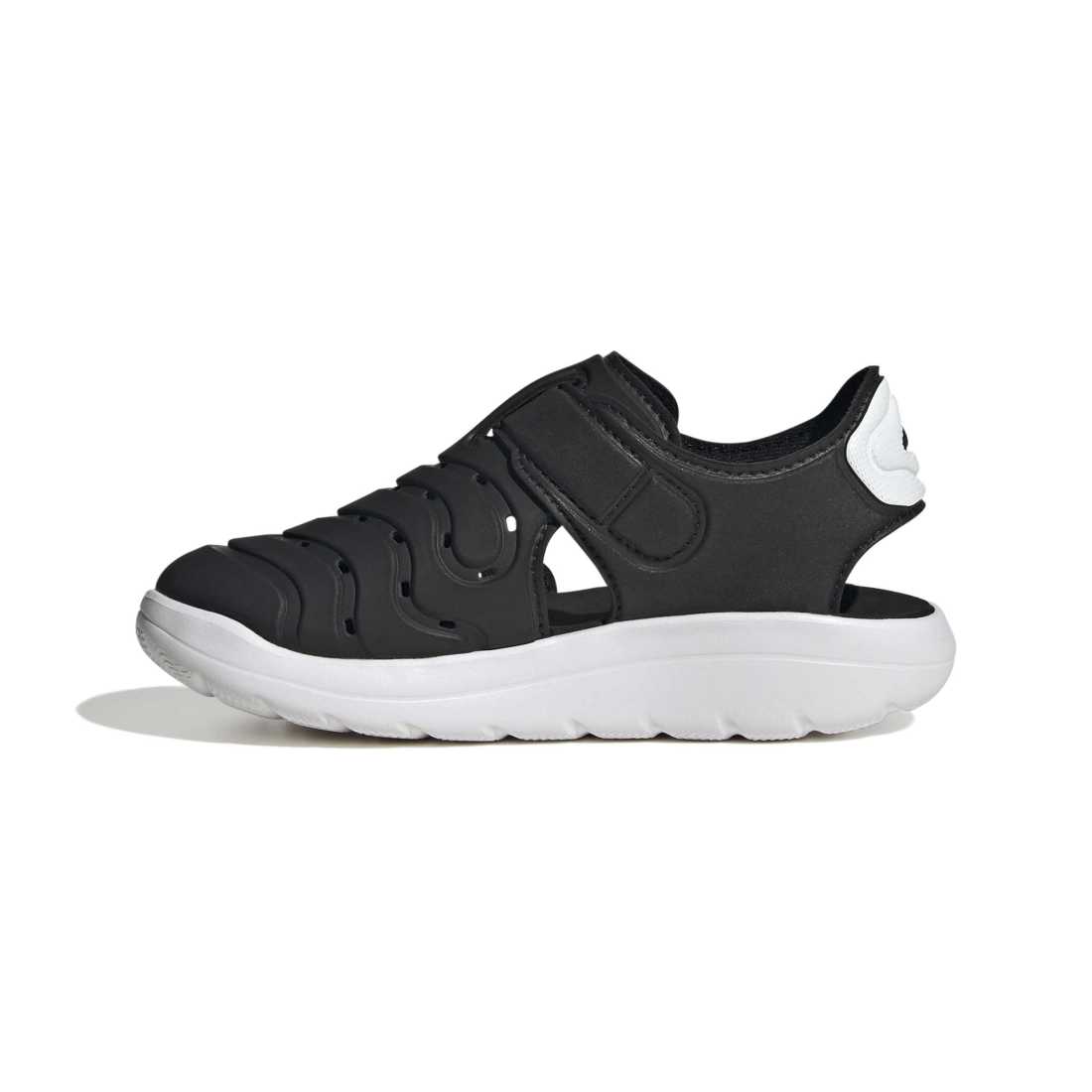 ADIDAS 8 kids casual in CORE-BLACK/FTWR-WHITE/-CORE-BLACK – product view