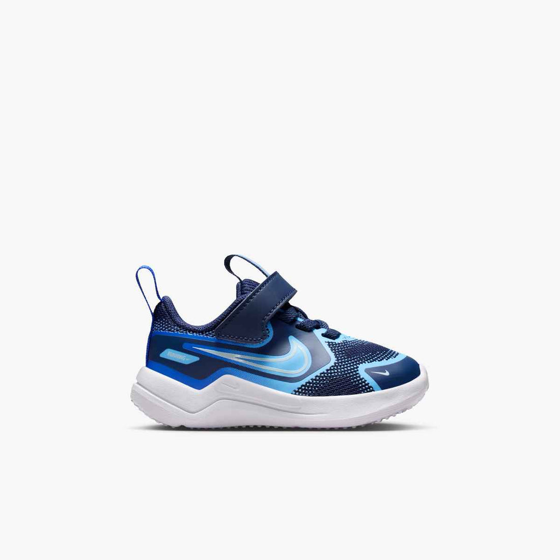 NIKE Nike Cosmic Runner Performance Shoes in Blue- Product view