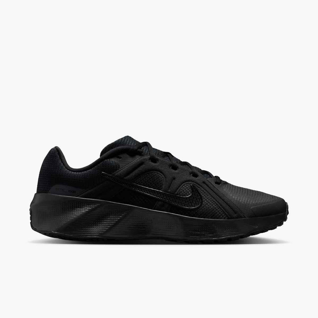 NIKE Nike Metro Tek Sneakers Shoes in Black-Product view