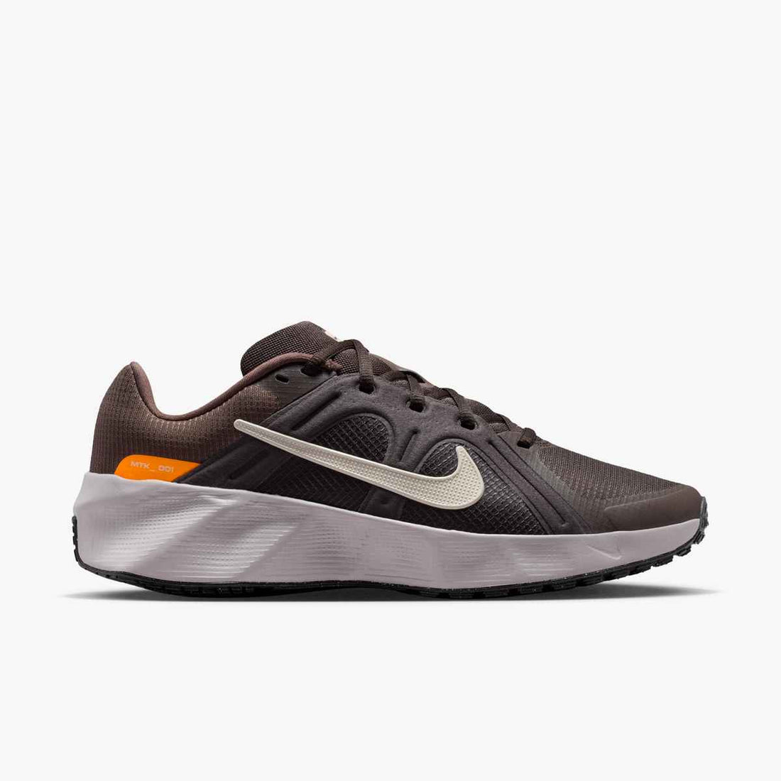 NIKE Nike Metro Tek Sneakers Shoes in Brown-Product view