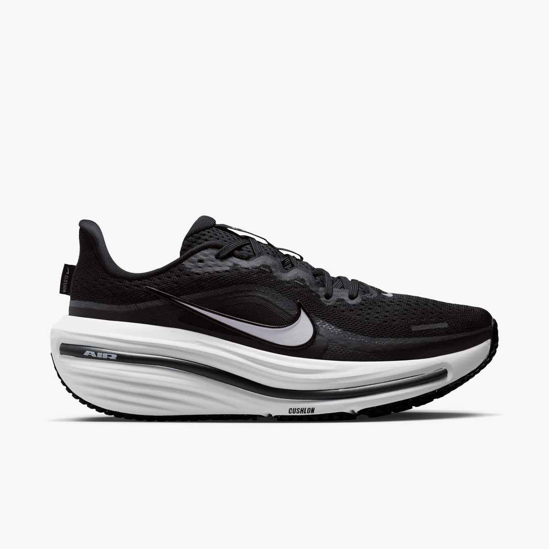 NIKE Nike Winflo 12 Performance Shoes in Black-Product view