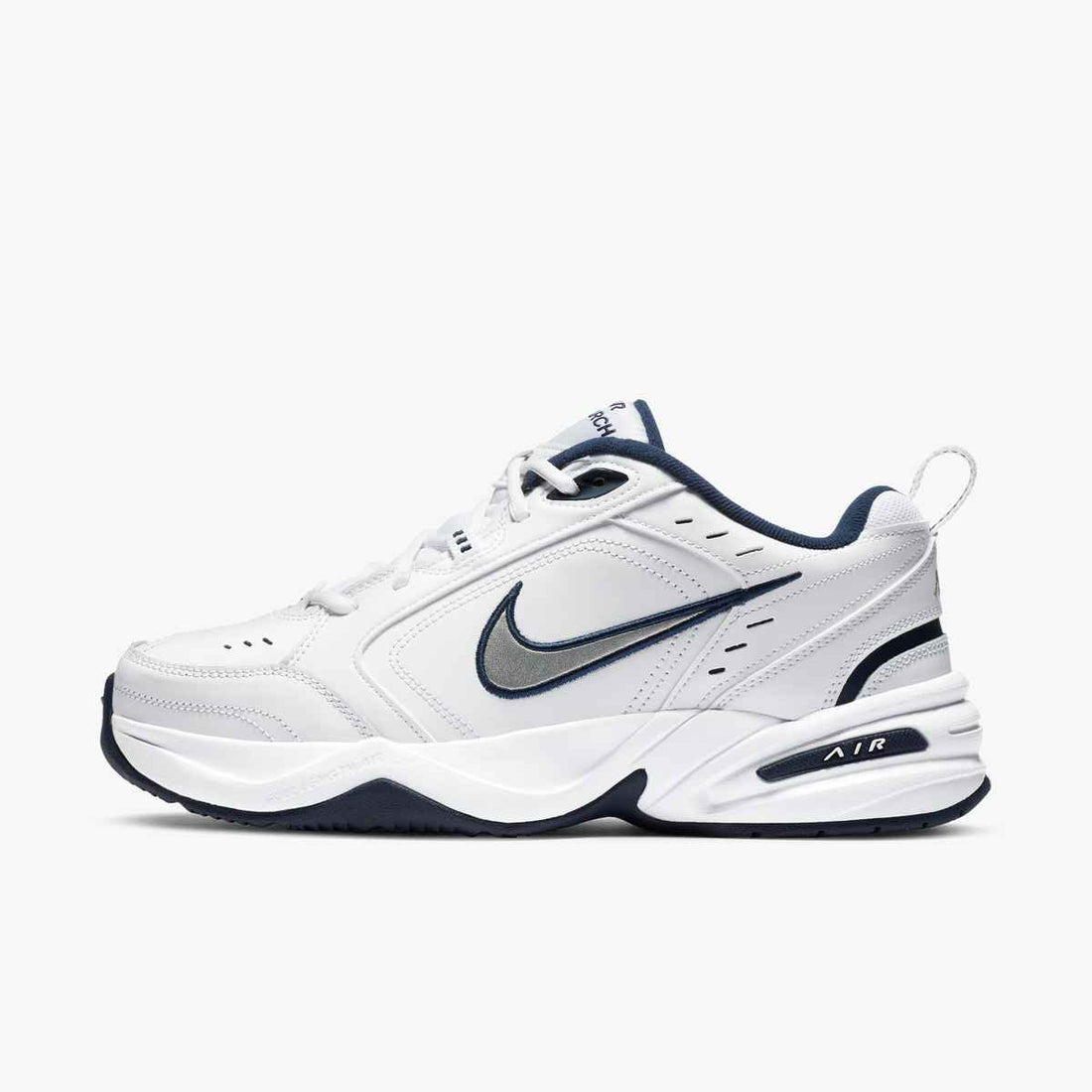 NIKE Nike Air Monarch IV Shoes Sneaker in White- Product view