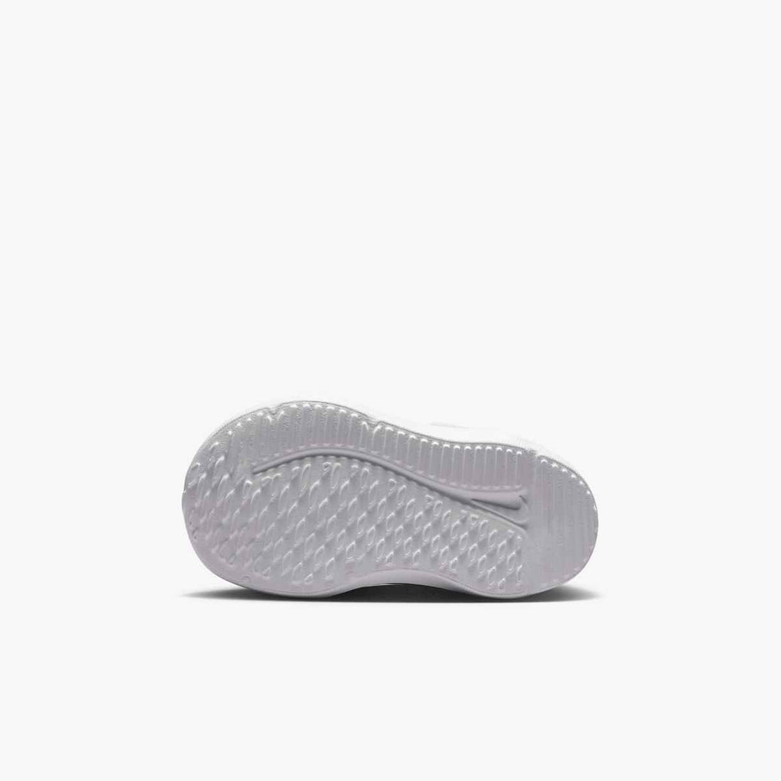 NIKE Nike Cosmic Runner- Performance Shoes in Green - Product view