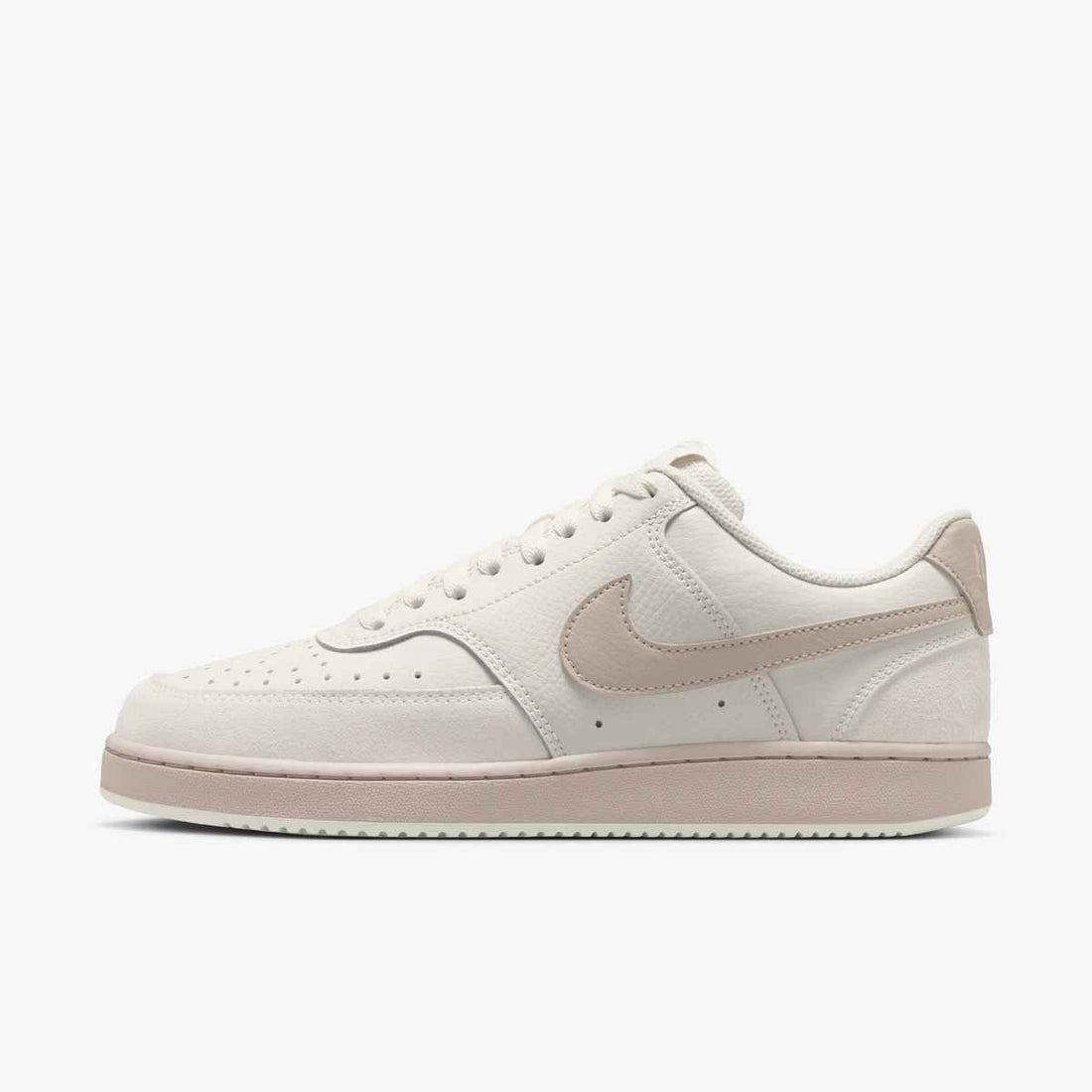 NIKE Nike Court Vision Low Suede Shoes Sneaker in Cream- Product view