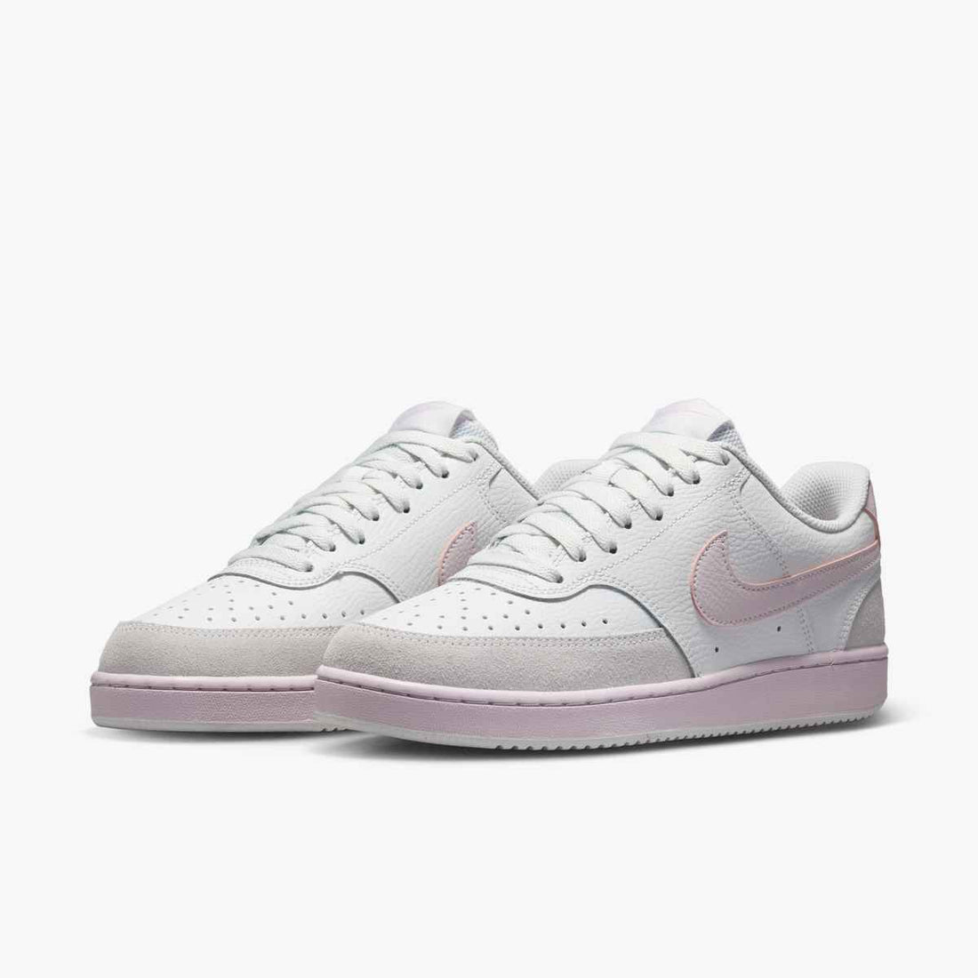 NIKE Nike Court Vision Low Suede Shoes Sneaker in White- Product view