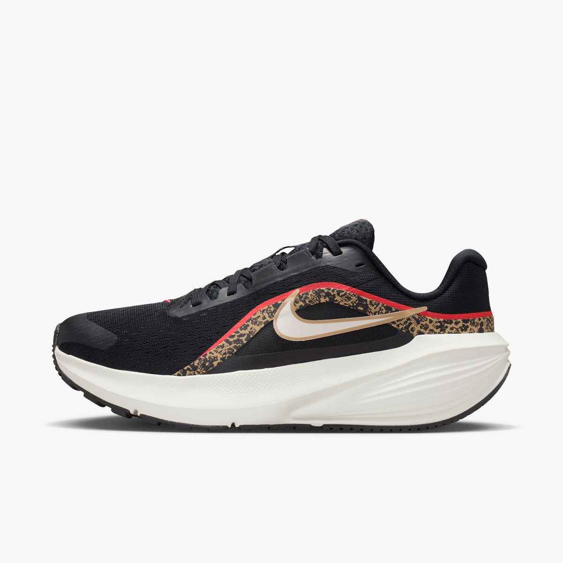 NIKE Nike Downshifter 14 Performance Shoe in Black-product view