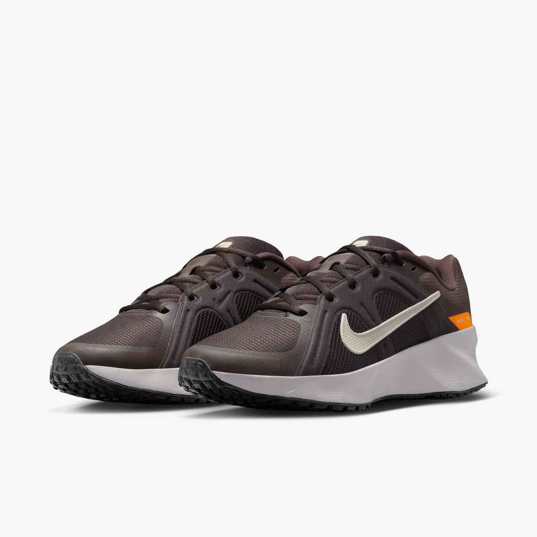 NIKE Nike Metro Tek Sneakers Shoes in Brown-Product view