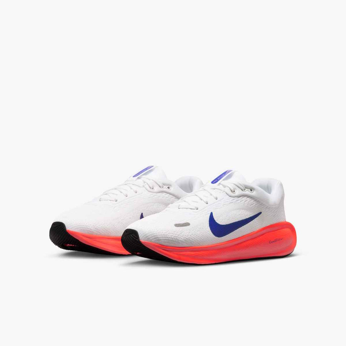 NIKE Nike Stellar Ride Performance Shoes in white- Product view