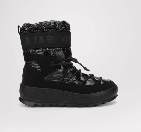 Pajar Galaxy Kids winter boots in black-product view
