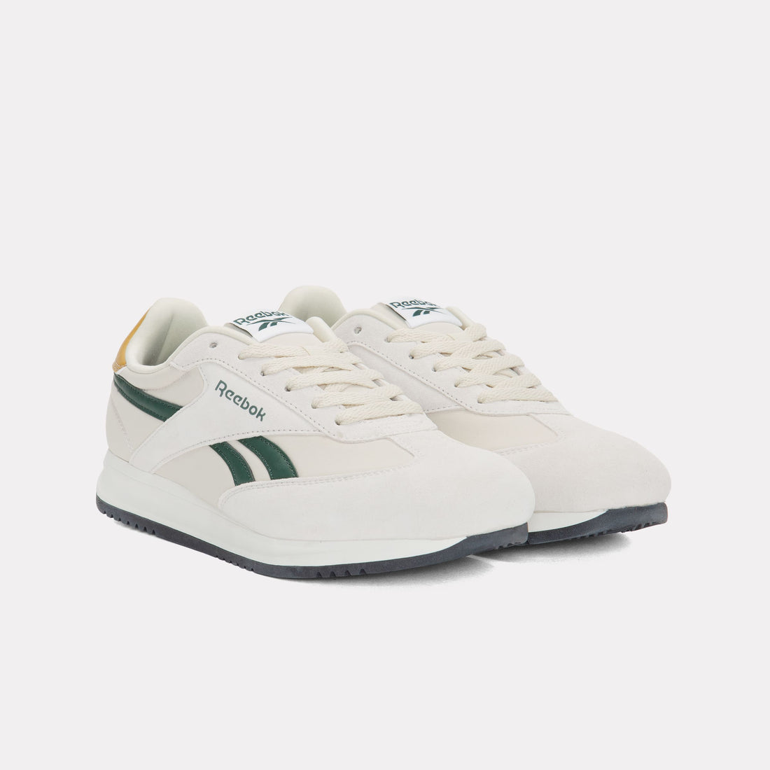 Reebok World 70 Men Shoes Sneakers in white - product view