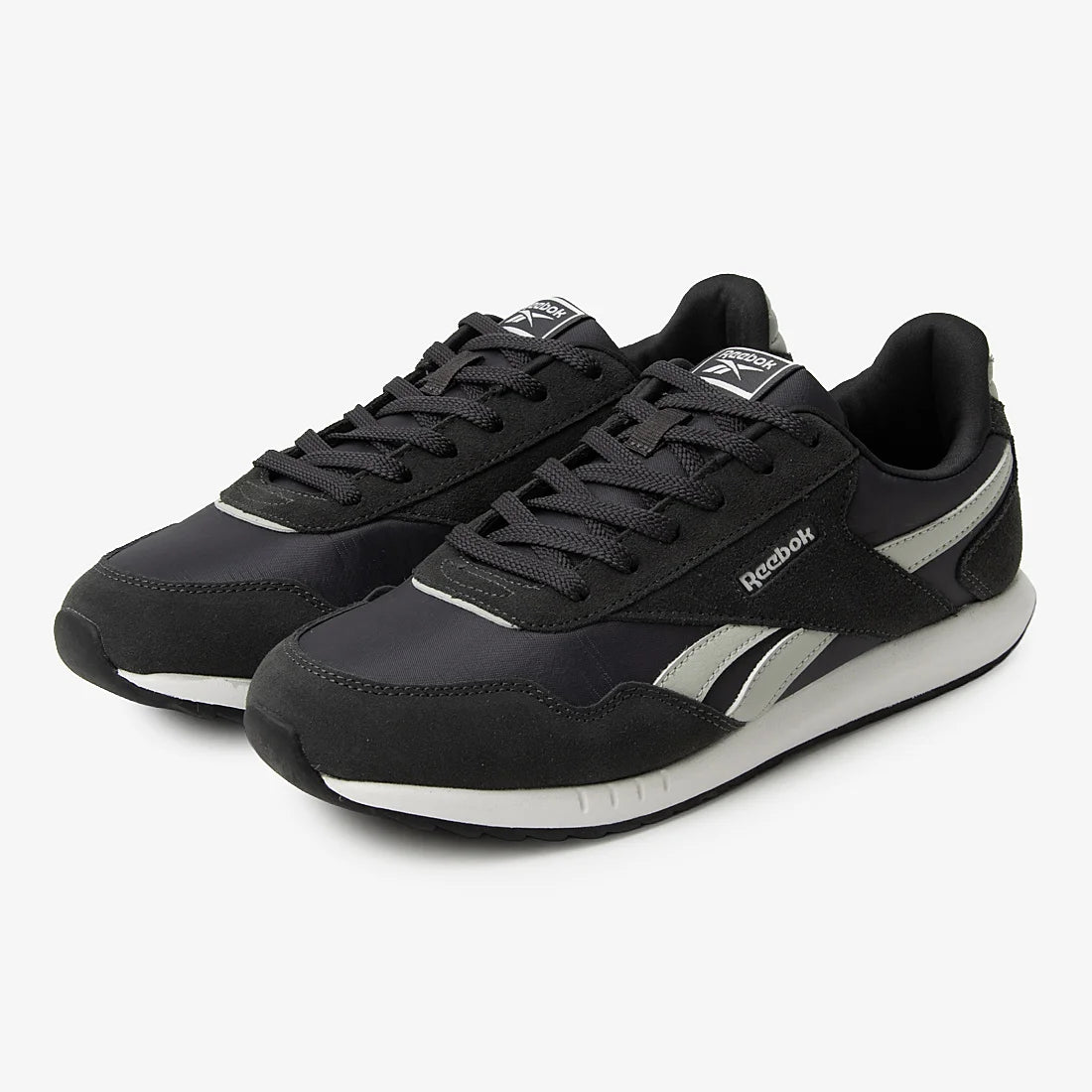 Reebok R125 Men Shoes Sneakers in black - product view