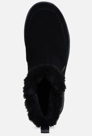 Skechers Relaxed Fit: Easy Going - Cool Zip winter boots in black-product view