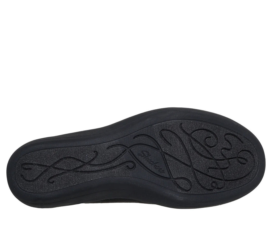 Skechers Relaxed Fit-Newport Wedge W Women Shoes Casual in black - product view