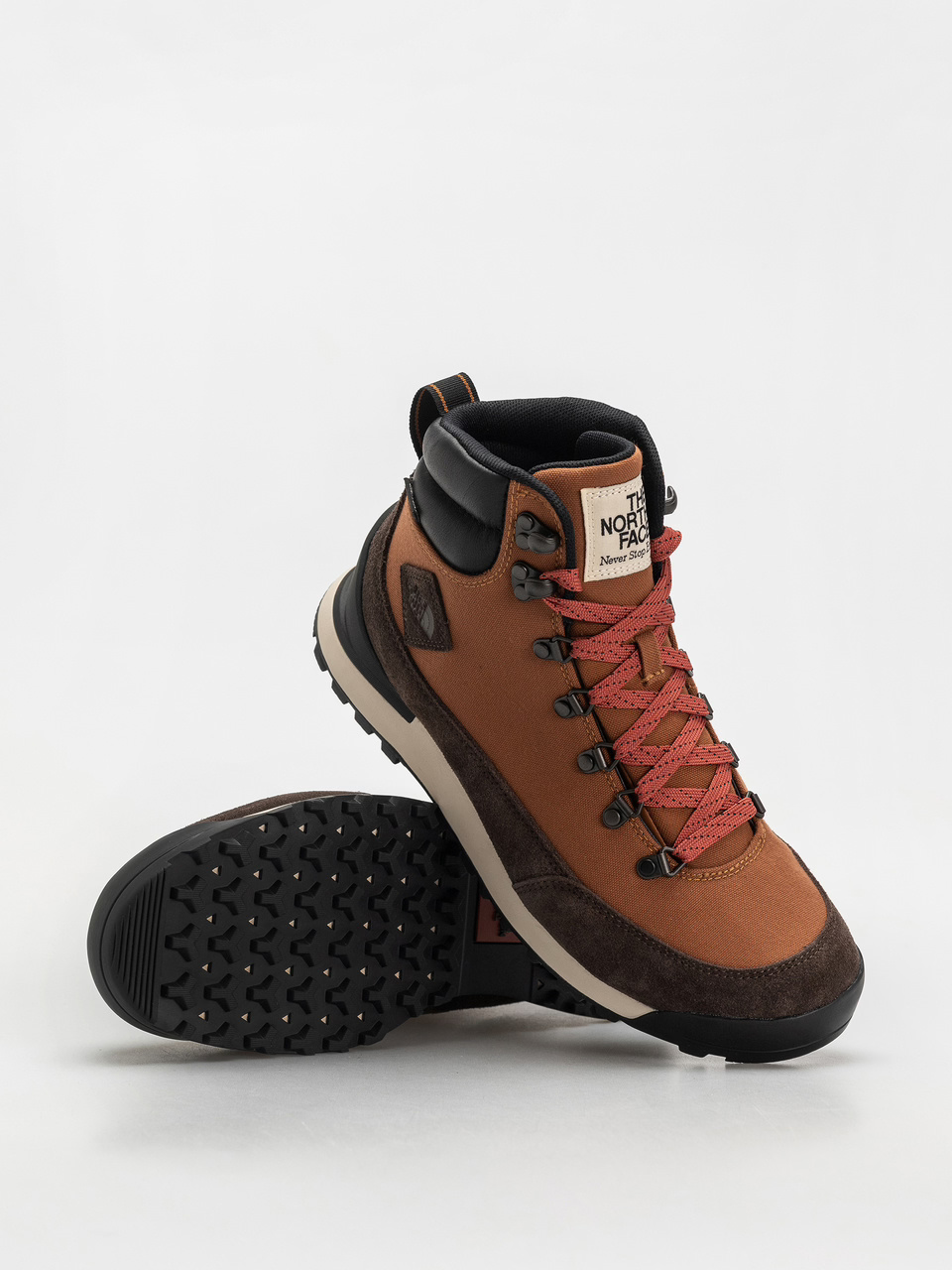 The north face Back-To-Berkeley IV Textile WP M Men Boots Casual in brown - product view