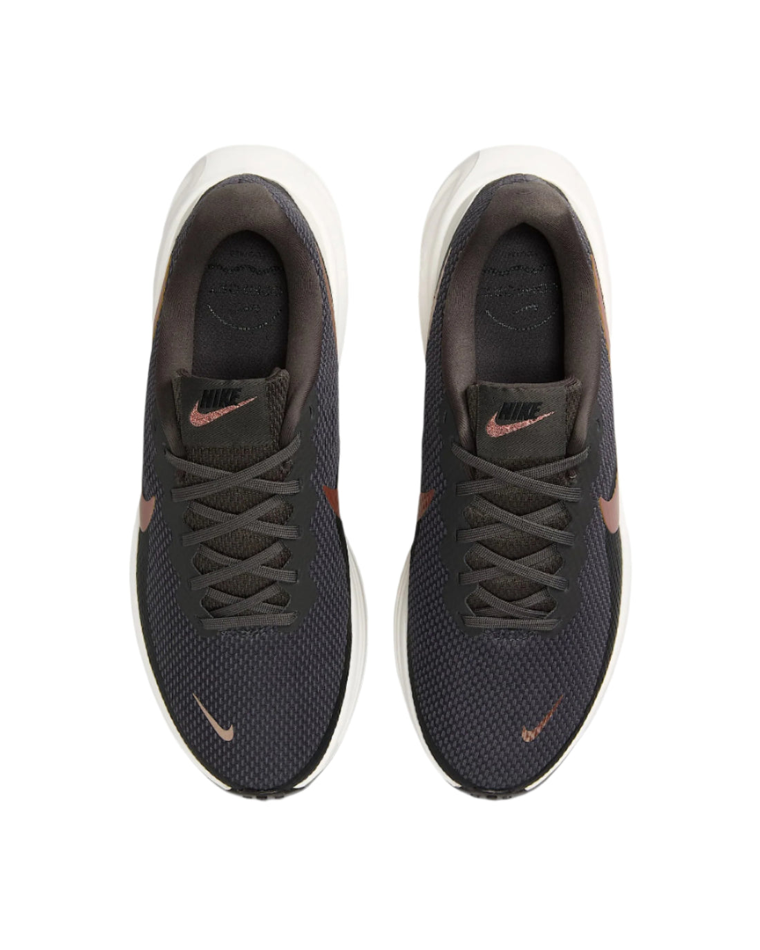 NIKE REVOLUTION 8