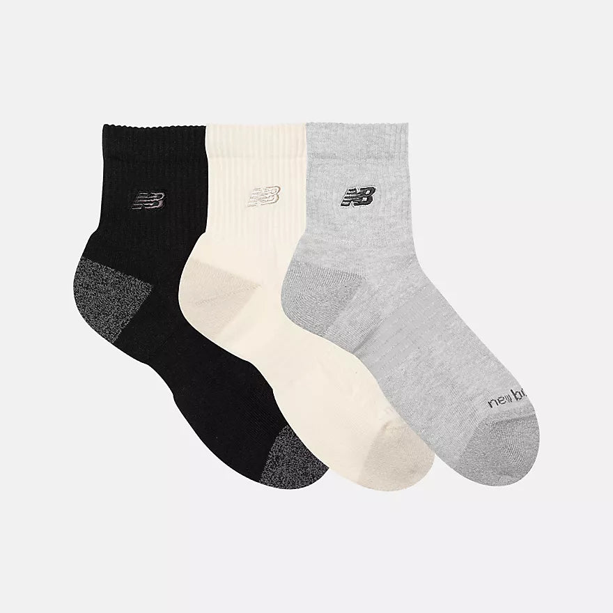 NEW-BALANCE Active Premium Crew 3 Packs men socks in White – product view