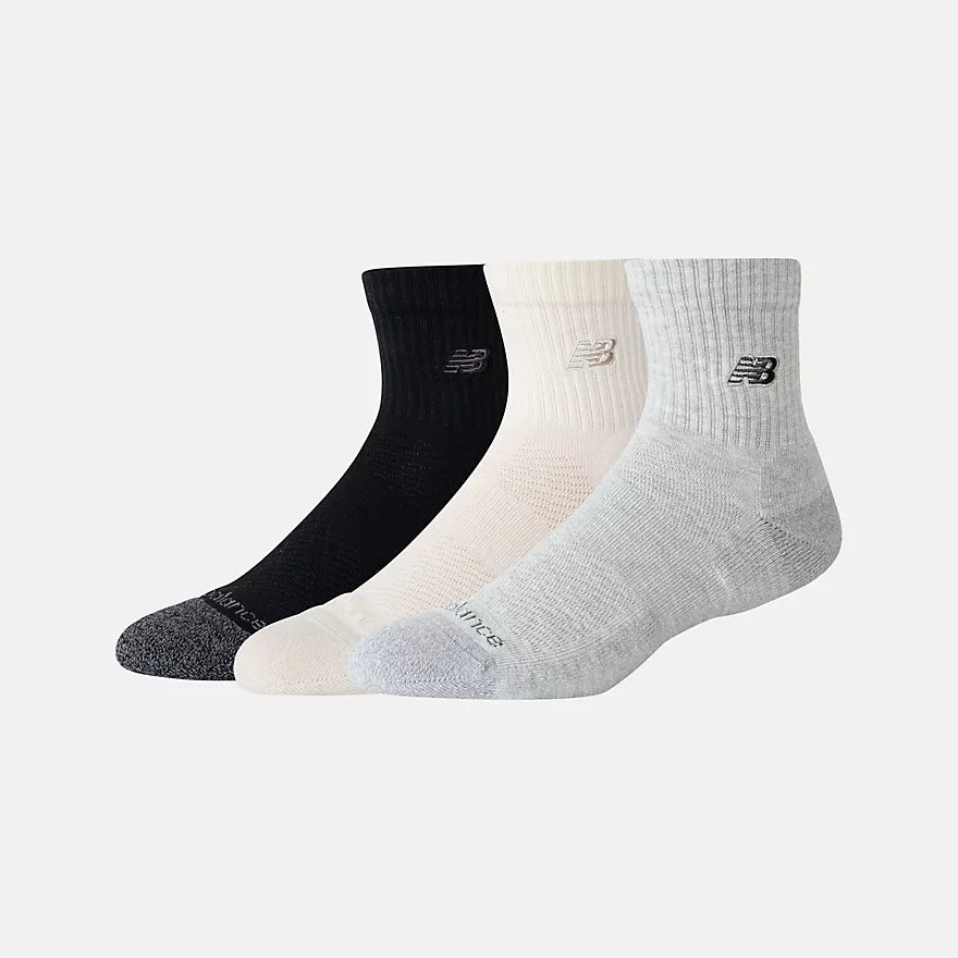 NEW-BALANCE Premium Crew 3 Packs white Hommes > Accessories > Socks chez Globo Chaussures. 